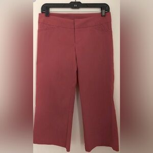 Vintage Light Coral Capri Pants
Juniors